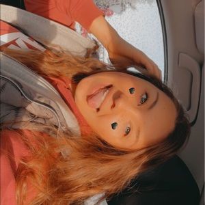 Meet your Posher, Emma